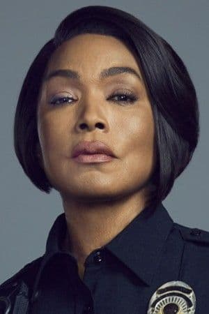Angela Bassett